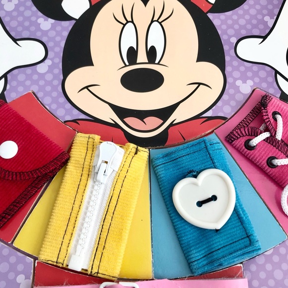 Minnie Mouse wooden basic skills board - Picture 3 of 5